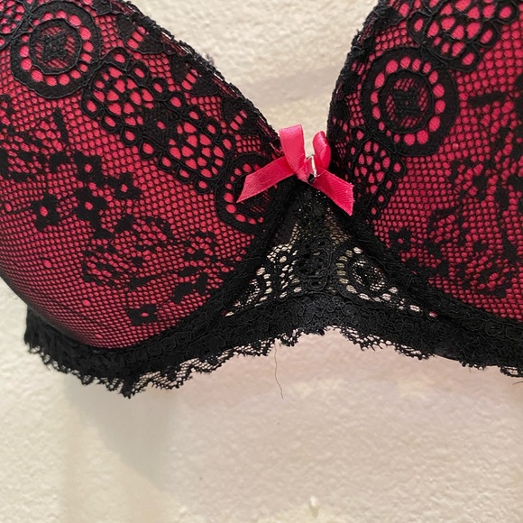 French Affair padded push up bra with pink and black lace - Picture 7 of 7